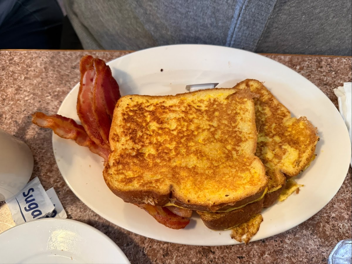 Stephanie's Family Restaurant Photos 2